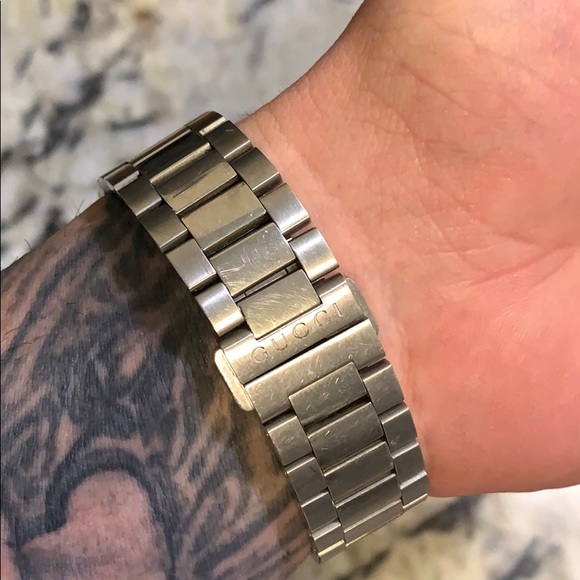 Gucci watch - Picture 3 of 6